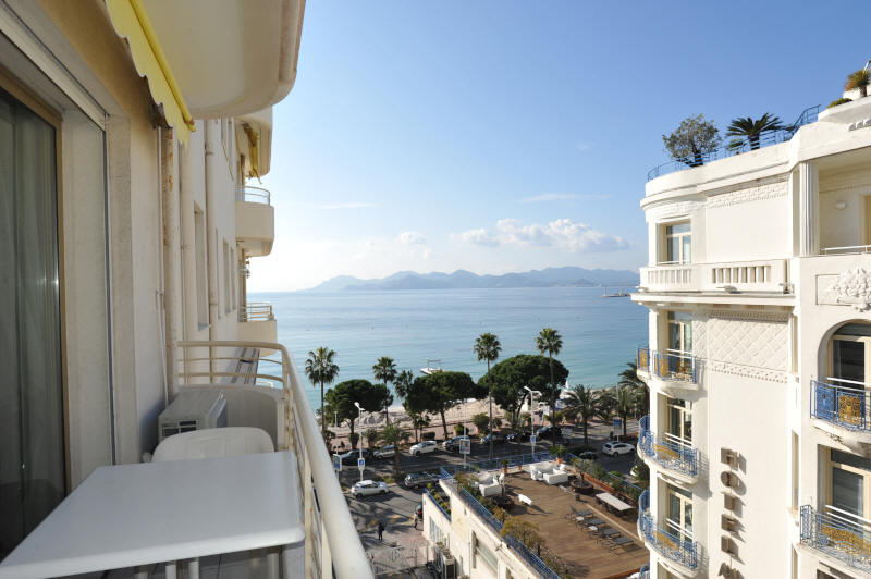 Cannes Rentals, Ref 079, John and John Real Estate, Cannes, France